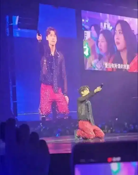 艺人复出赚钱方法_年底黑料明星扎堆复出,_张嘉倪复出品牌活动